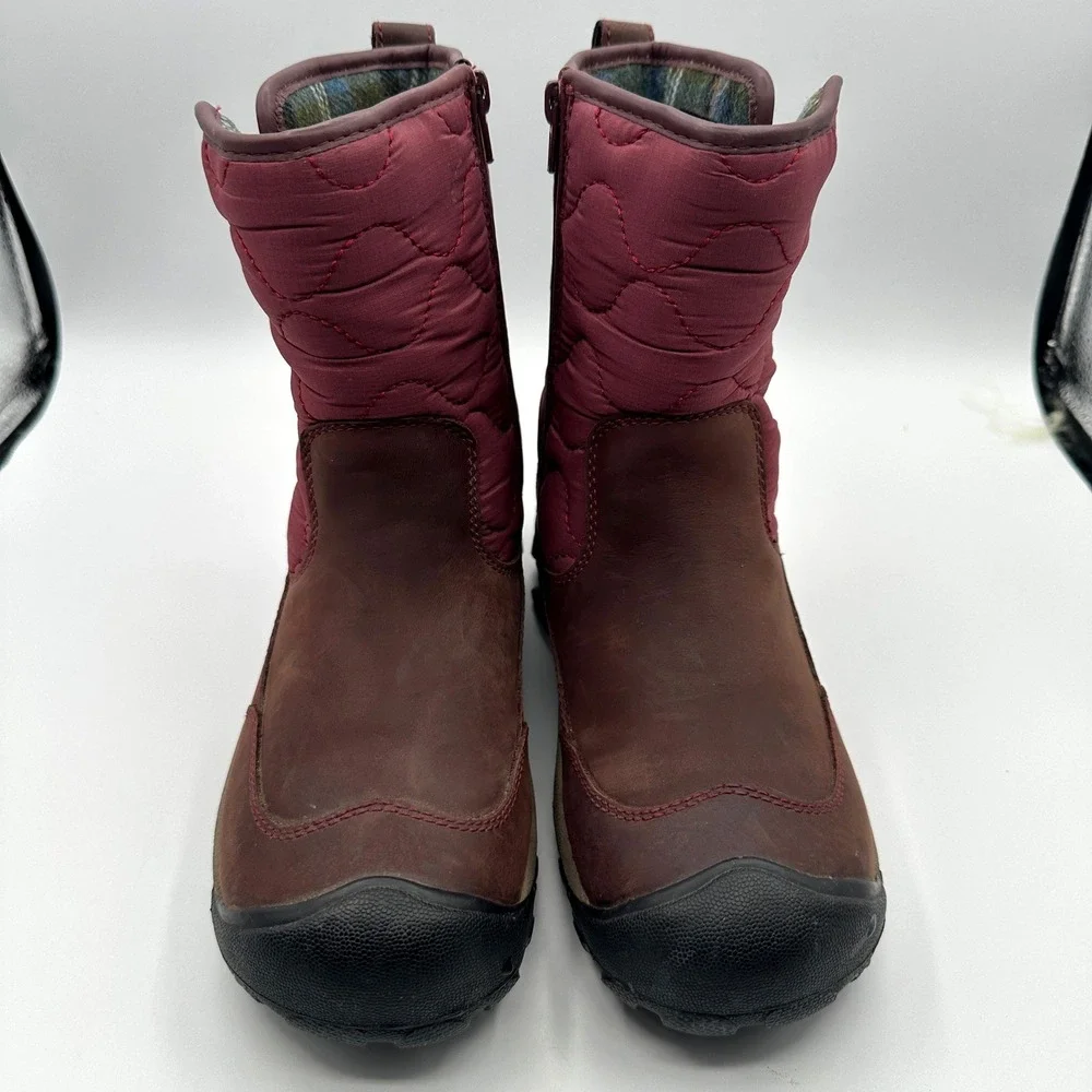 KEEN Greta Waterproof Winter Chelsea Boots 7.5 Burgundy Quilted Gorpcore Outdoor